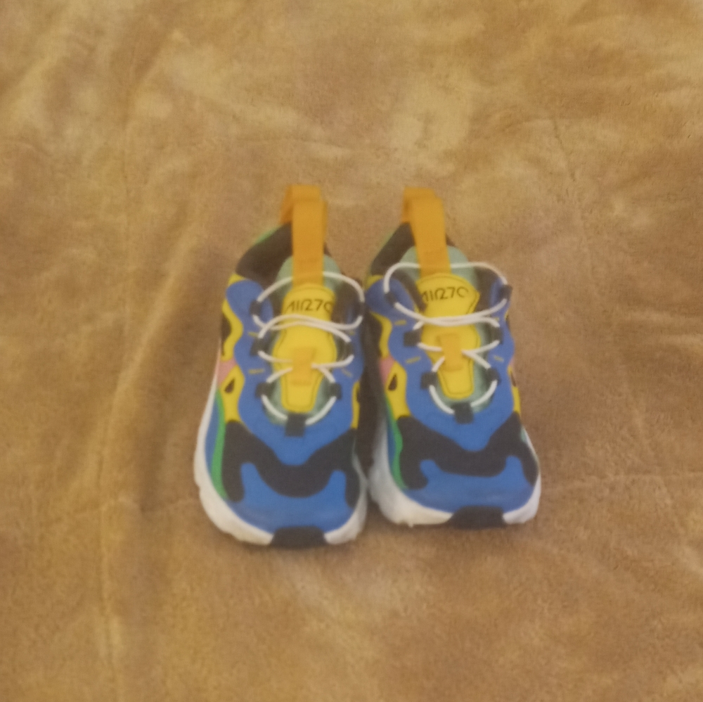 Nike shoes